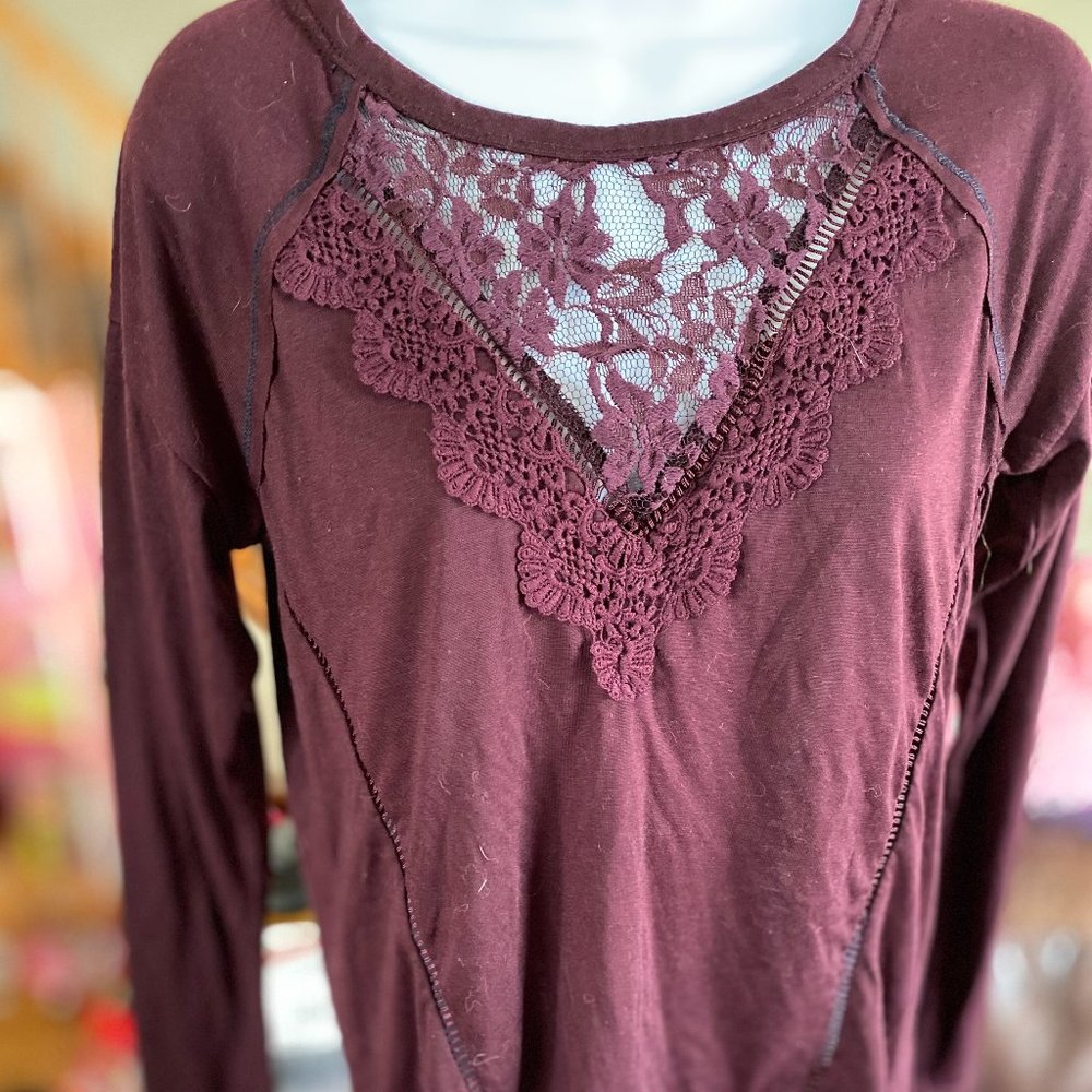 Long Sleeve Shirt with Lace